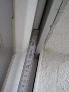Insektenschutz für Fensterrahmen - Ausmessen