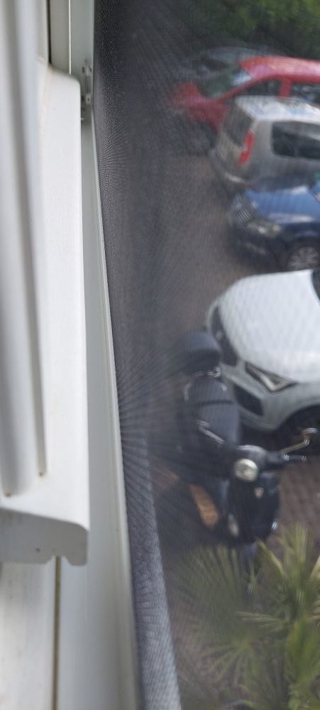 Spannrahmen - Insektenschutzgitter für Holzfenster im Denkmalschutz